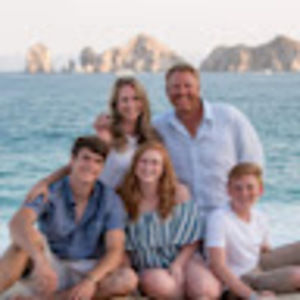 Meet your Posher, Elena